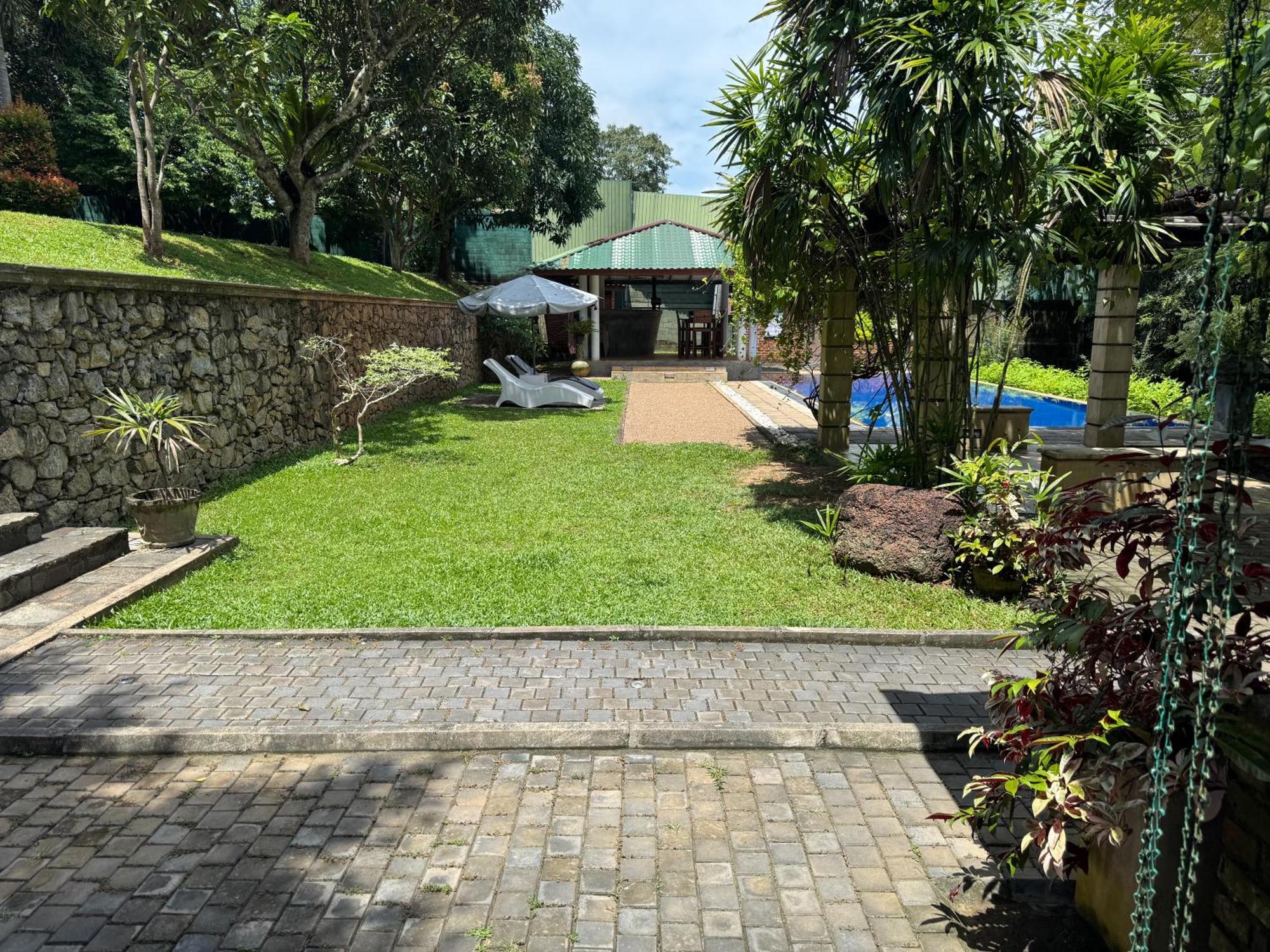 Airport Green Olive Villa Katunayake Exterior photo