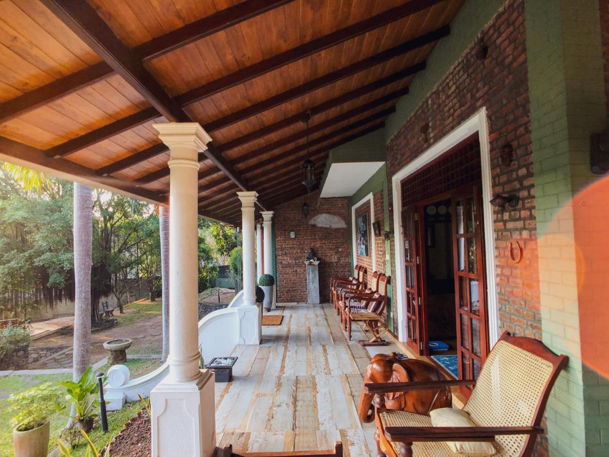 Airport Green Olive Villa Katunayake Exterior photo